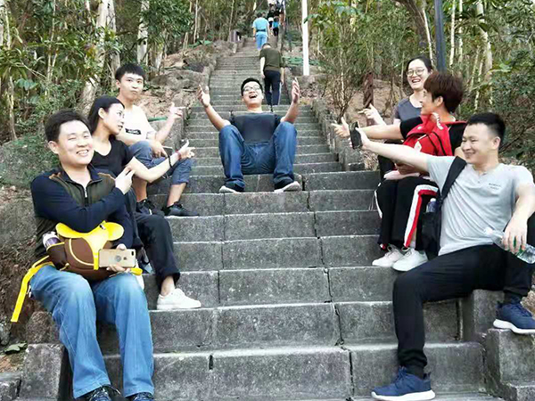 聯樂實業-員工風采